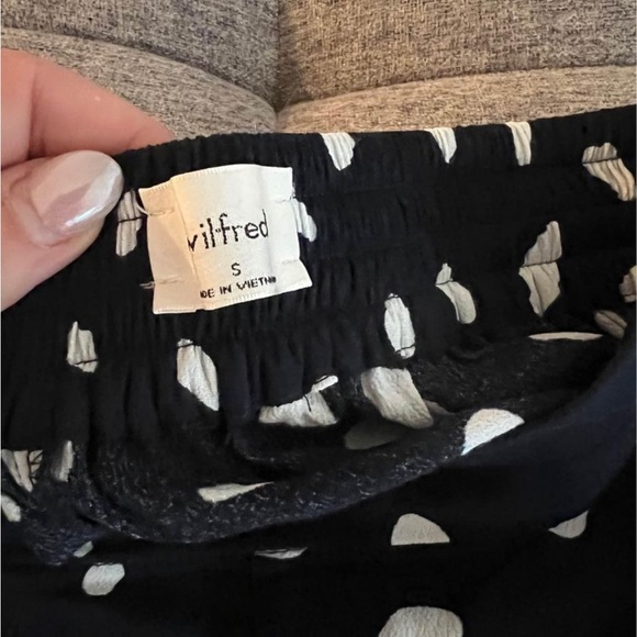 Aritzia Wilfred Pants - Picture 1 of 2